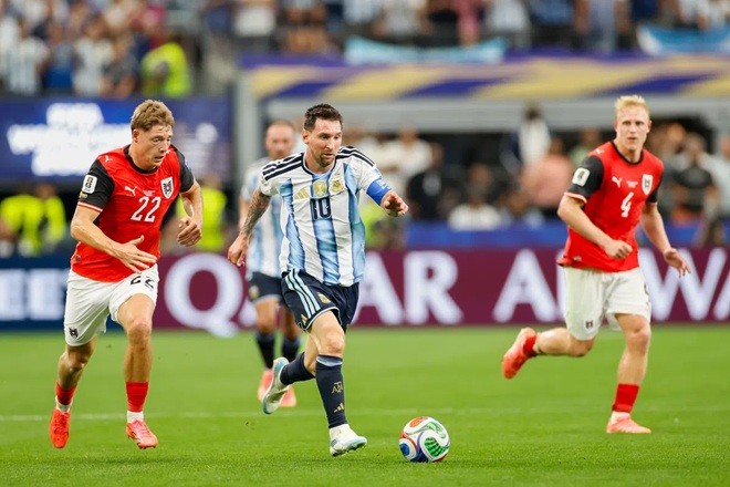 Messi sẽ được nghỉ ngơi ở trận cuối vòng bảng. Ảnh: Pro Shots.