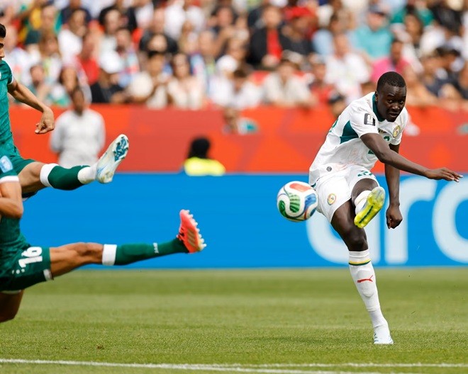 Pape Gueye góp công lớn giúp Senegal đi tiếp. Ảnh: Getty Images.