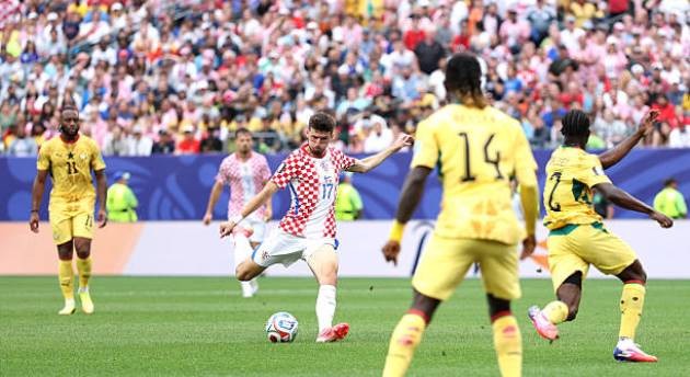 Croatia có bàn mở tỷ số do công của SOcuc. Ảnh: Getty Images.
