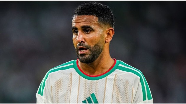 Mahrez và các đồng đội cần không thua để đi tiếp.