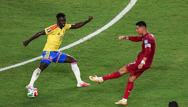 Cristiano Ronaldo không thể giúp Bồ Đào Nha đánh bại Colombia.