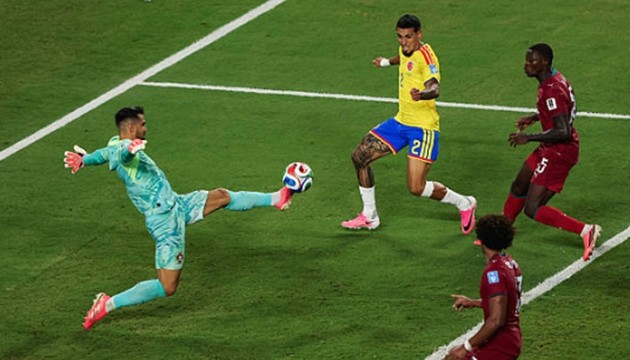 Diogo Costa khước từ mọi nỗ lực của hàng công Colombia.