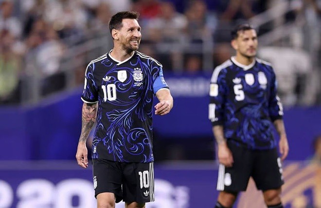 Messi tiếp tục ghi bàn dù bắt đầu từ ghế dự bị. Ảnh: Getty Images.
