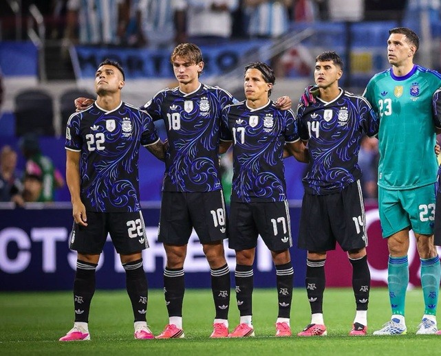 Nico Paz – 6.9 điểm. Tài năng trẻ này đã có màn thể hiện đầy hứa hẹn trong sơ đồ 4-1-3-2. Paz di chuyển thông minh giữa các tuyến và phối hợp ăn ý với Lo Celso.