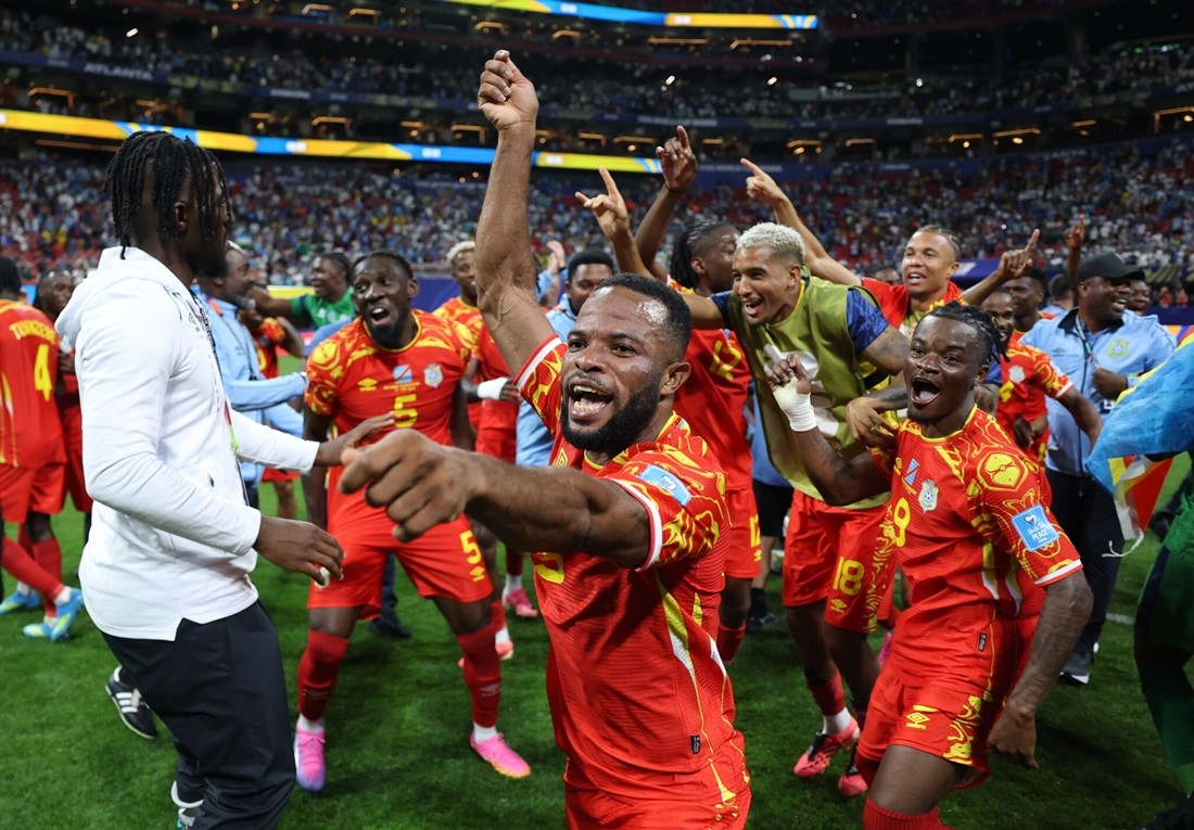 Cộng hòa Dân chủ Congo đánh bại Uzbekistan để giành vé vào vòng knock-out World Cup 2026.