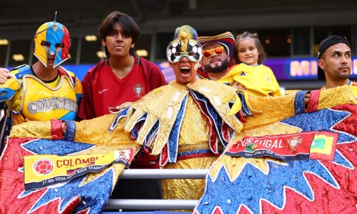 Các cổ động viên Colombia đã biến sân vận động Hard Rock ở Miami thành sân nhà của mình. Ảnh: Getty Images.