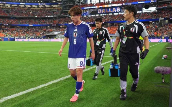 Kubo vắng mặt ở đại chiến Brazil. Ảnh: Getty Images.