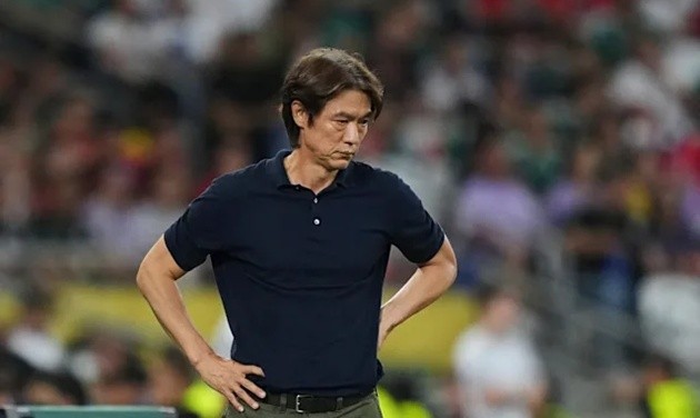 HLV Hong Myung-bo sẽ được bảo vệ khi về Hàn Quốc. (Ảnh: Getty Images)