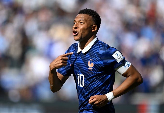 Mbappe được kỳ vọng xé lưới Thụy Điển. Ảnh: FIFA.
