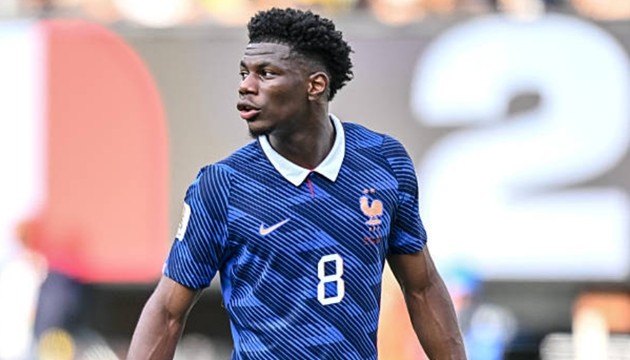 MU dồn tiền chiêu mộ Aurelien Tchouameni.
