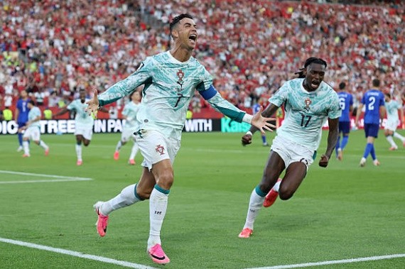 Ronaldo đã có cho mình bàn thắng đầu tiên tại vòng knock out World Cup. Ảnh: Getty Images.