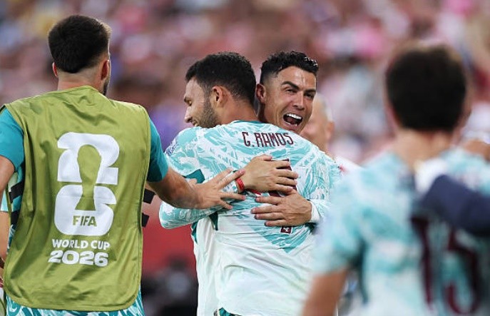 Goncalo Ramos (7.2): Thay cho Ronaldo. Sắm vai người hùng với pha chạy chỗ và đánh đầu lái bóng đẳng cấp ở phút bù giờ, mang về chiến thắng quý giá cho Bồ Đào Nha.