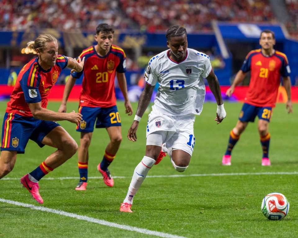 Hành trình vượt nghịch cảnh để đối đầu Messi tại World Cup. Ảnh: Getty Images.