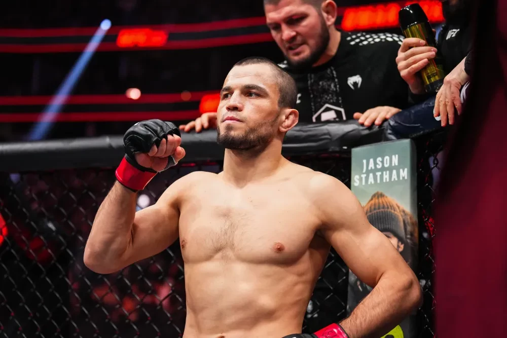 Umar Nurmagomedov chuẩn bị thi đấu tại UFC