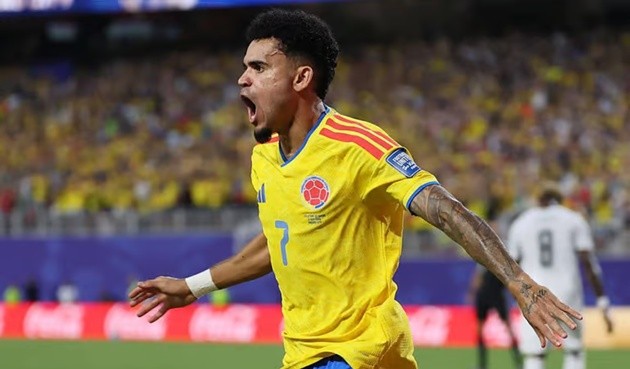 Diaz bị từ chối bàn thắng. (Ảnh: The Athletic)