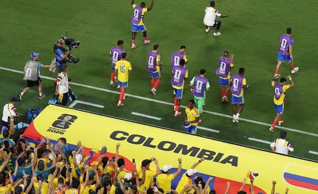Colombia dễ dàng vượt qua Ghana với tỷ số 1-0 để tiến vào vòng 16 đội gặp Thụy Sĩ.