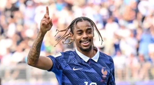 Barcola ưu tiên Arsenal dù được Liverpool săn đón.