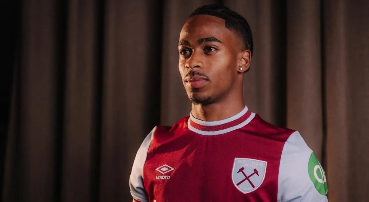 Man Utd được cho vẫn chưa thực sự bắt đầu đám phán vụ Crysencio Summerville. Ảnh: West Ham United FC.