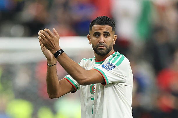 Riyad Mahrez chia tay CLB Al Ahli. Ảnh: Getty Images.