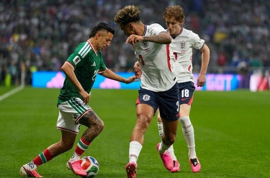 Trận đấu diễn ra kịch tính. Ảnh: Sky Sports.