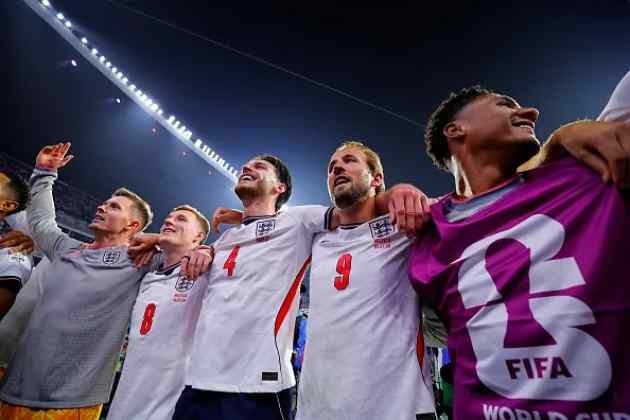Tuyển Anh vượt nghịch cảnh để ghi tên vào vòng tứ kết World Cup 2026.