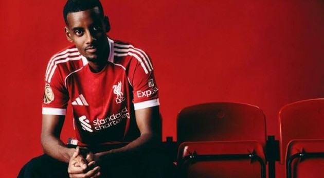 Isak đang là chữ ký đắt giá nhất lịch sử Ngoại hạng Anh. (Ảnh: Trang chủ Liverpool)