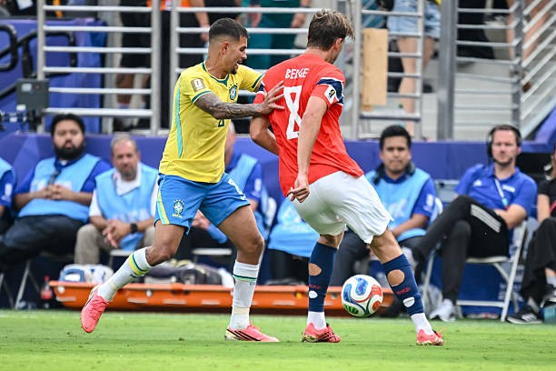 Tuyến giữa Brazil có không ít vấn đề. Ảnh: Getty Images.