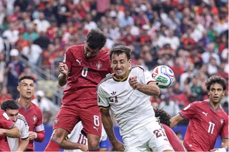 Mikel Oyarzabal (6.3): Đóng vai trò là tiền đạo mục tiêu, Oyarzabal đã rất nỗ lực tì đè và làm tường. Dù bỏ lỡ một cơ hội ngon ăn trong hiệp một, nhưng tầm hoạt động rộng của anh đã tiêu tốn không ít thể lực của các trung vệ đối phương suốt cả trận.