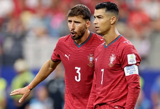 Ruben Dias đã phải kết thúc hành trình của mình tại World Cup ở vòng 16 đội.