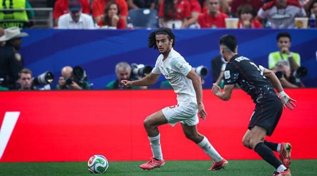 Ayyoub Bouaddi là tiền vệ đầy tiềm năng. Ảnh: Getty Images.