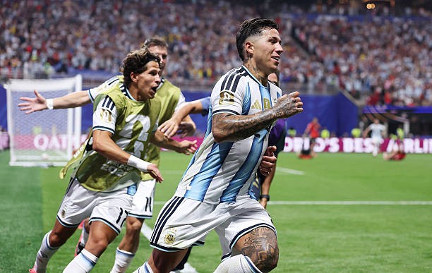 Argentina thi đấu áp đảo xuyên suốt trận đấu. 