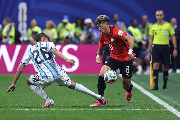 Nahuel Molina – 5.9 điểm: Một trận đấu đáng quên của hậu vệ thuộc biên chế Atletico Madrid. Anh gần như vô hại trên mặt trận tấn công và liên tục hụt hơi trong các tình huống lùi về phòng ngự trước khi bị thay ra. Ảnh: Getty Images. 