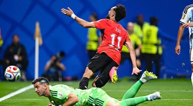 Ziko tố trọng tài bất công. Ảnh: Getty Images.