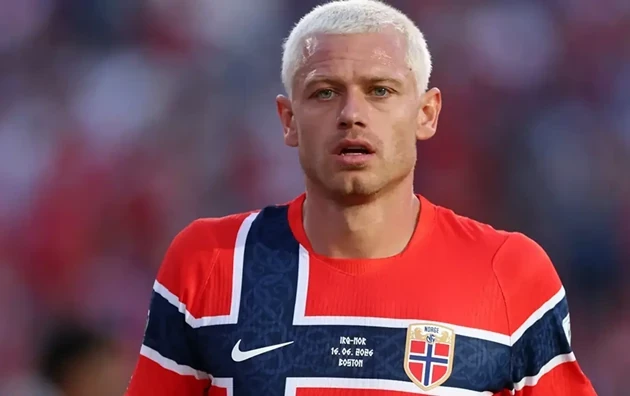 Rayerson từng vô hiệu hóa Vinicius trong trận Na Uy thắng Brazil ở World Cup 2026. Ảnh: Getty Images