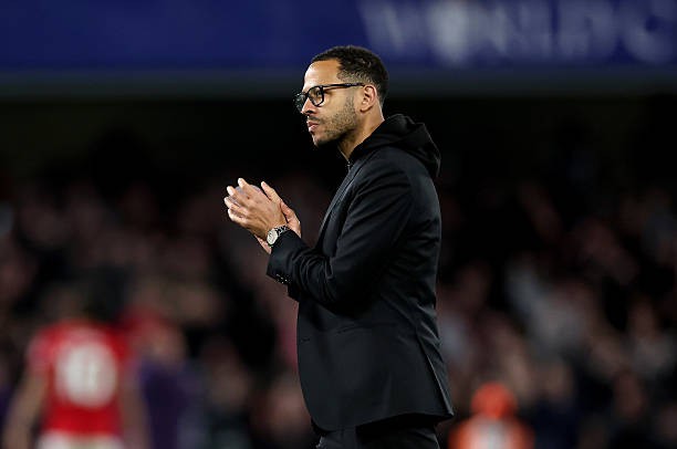 HLV Liam Rosenior đã nhận lời dẫn dắt Paris FC. Ảnh: Getty Images.
