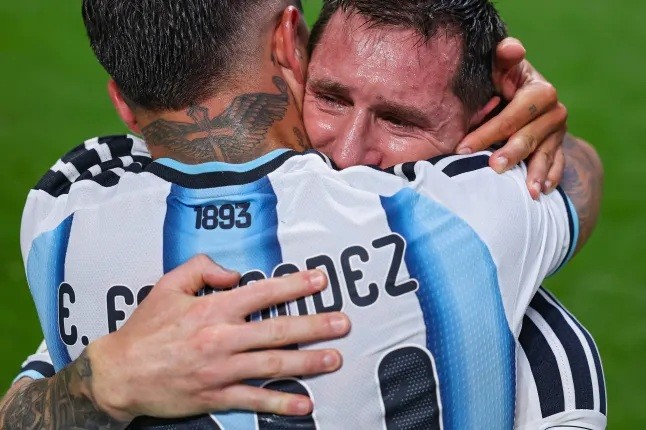Messi đã bật khóc sau trận thắng. Ảnh: 