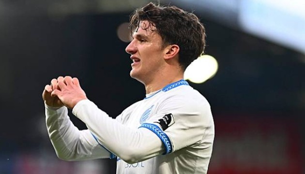 Tzolis tiến gần đến ngày gia nhập Arsenal. (Ảnh: Getty Images)