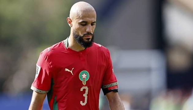 Mazraoui đã nỗ lực.