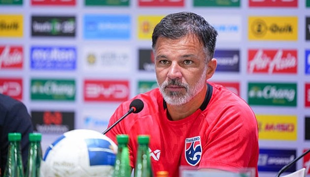 Thuyền trưởng Thái Lan lo lắng về tình hình nhân sự trước AFF Cup 2026. (Ảnh: Getty Images)