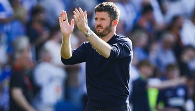 Michael Carrick nỗ lực bổ sung nhân sự cho đội hình Man United mùa hè 2026.