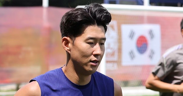 Son Heung-min cũng phải nhận sự đối chất. (Courtesy of News)