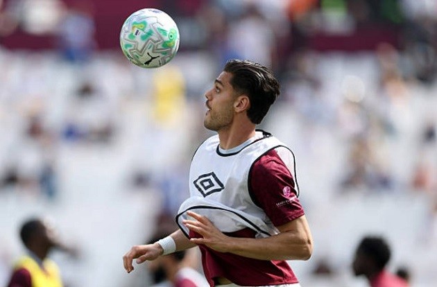 Mavropanos từng có khoảng thời gian khoác áo Arsenal trước đây. Ảnh: Getty.