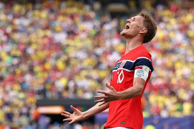 Odegaard góp công lớn vào chiến thắng của Na Uy trước Brazil. Ảnh: Getty.