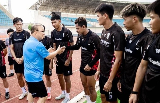 Ông Park được kỳ vọng giúp Kanchanaburi lột xác. (Ảnh: VOH)