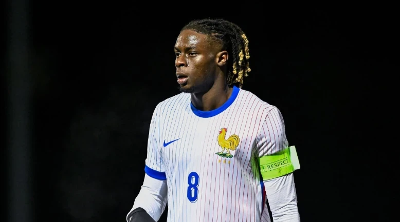 Galatasaray sắp chiêu mộ thành công Lesley Ugochukwu.