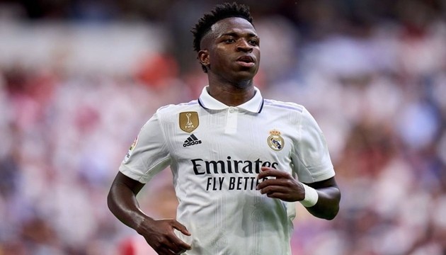 Vinicius lọt tầm ngắm Man United, Liverpool.