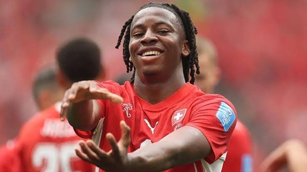 Johan Manzambi có thể đến Newcastle United. (Ảnh: BBC)