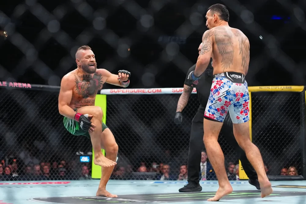 Conor McGregor chấn thương trước Max Holloway