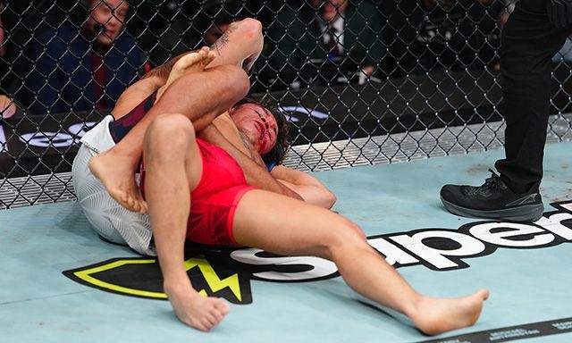 Brandon Royval vs Lone'er Kavanagh tại UFC 329