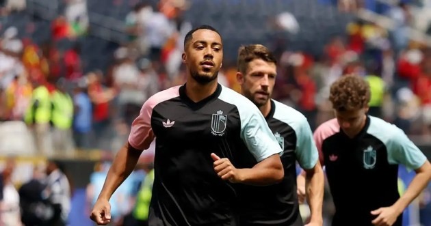 MU gây chú ý khi đẩy mạnh thương vụ Youri Tielemans.